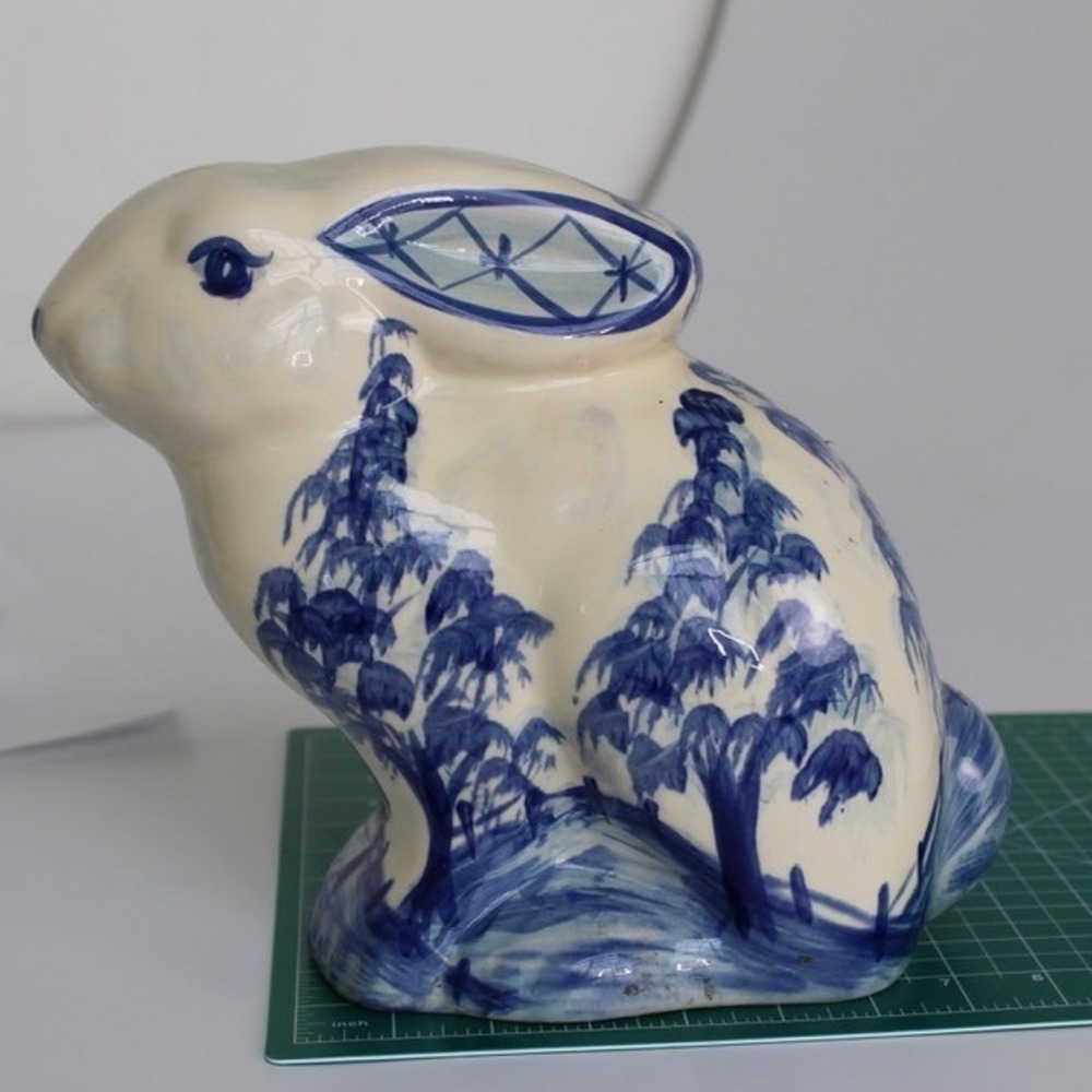 Gail Pittman Blue and White Chinoiserie Ceramic Rabbit Figurine Signed 2004 8in